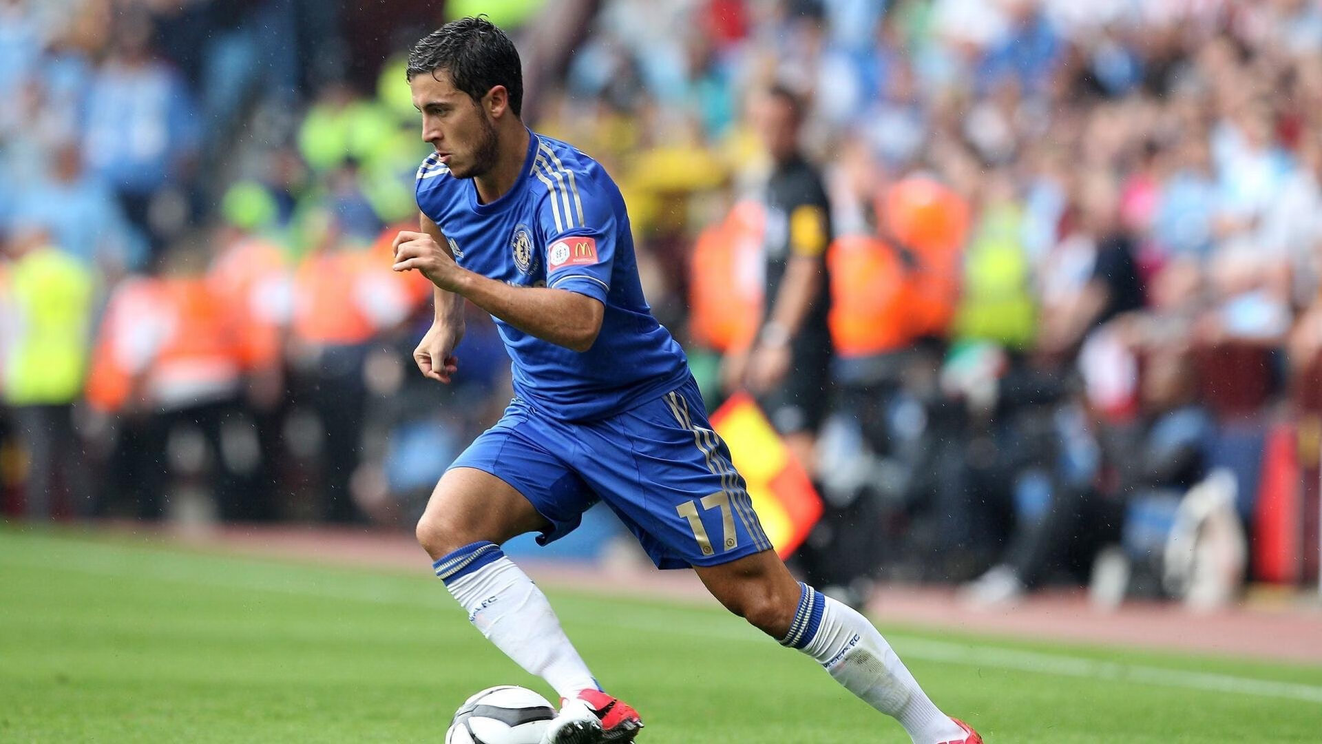 铁壁封锁与孤胆英雄,快船窒息防守下的恩比德独舞