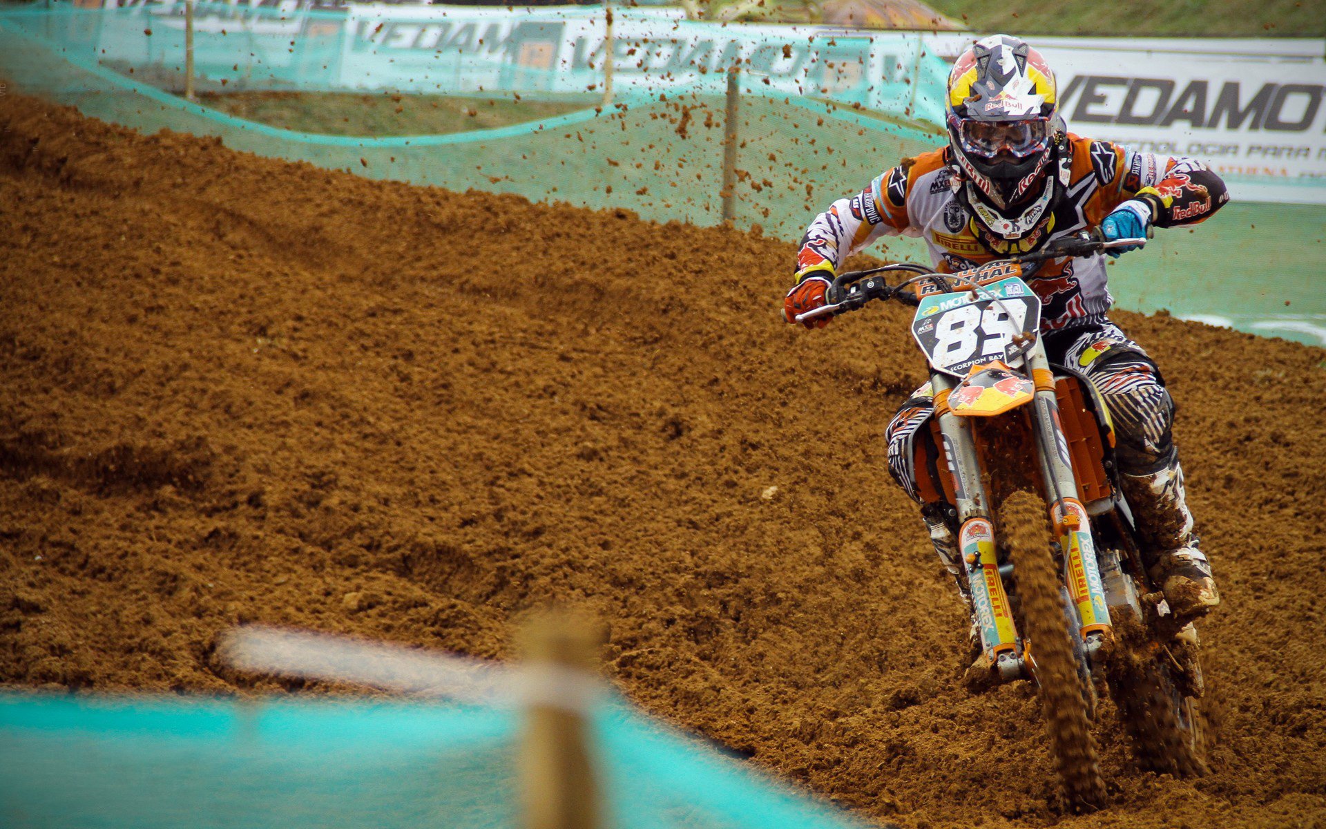 湖人轻取雷霆显团队深度,布伦森惊艳四座成全场焦点