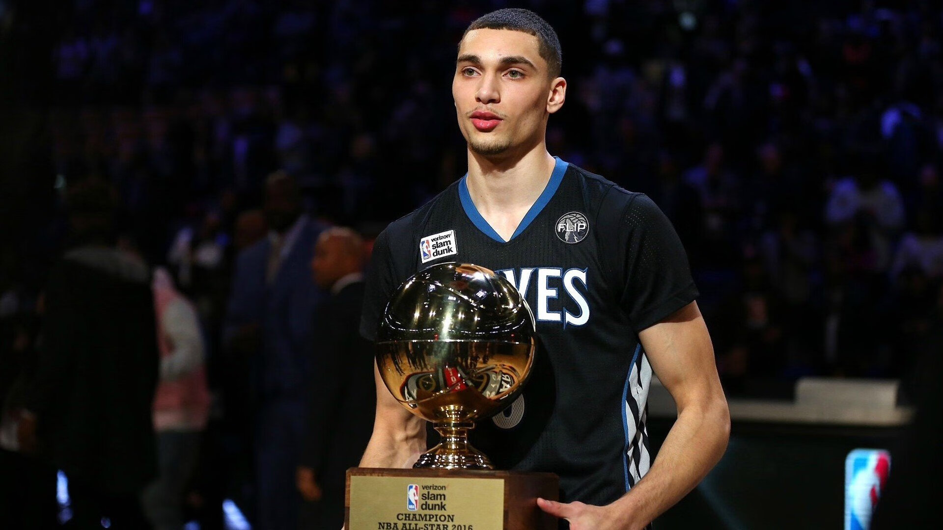 惊艳四座！高诗岩率天津队力克四川队，展现核心价值